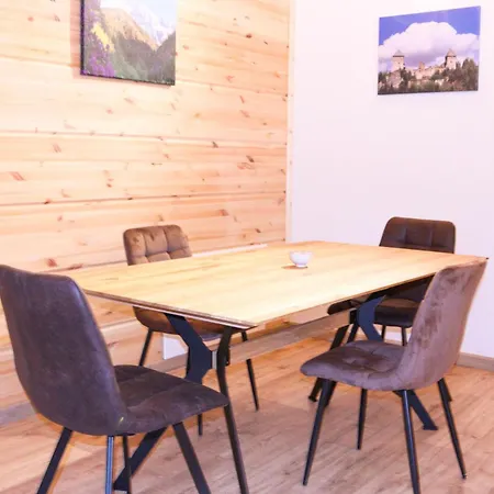 Wood 4 Jahreszeiten Apartament *