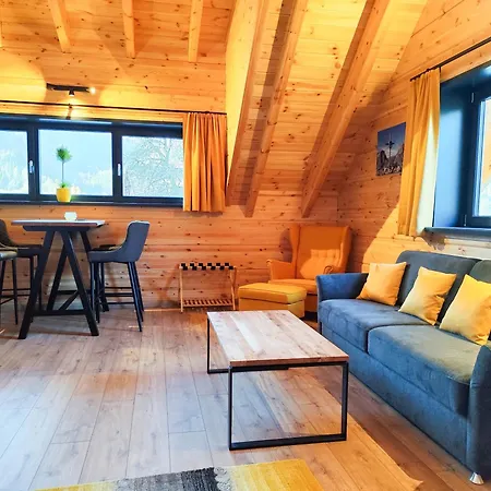 Wood 4 Jahreszeiten Apartament *