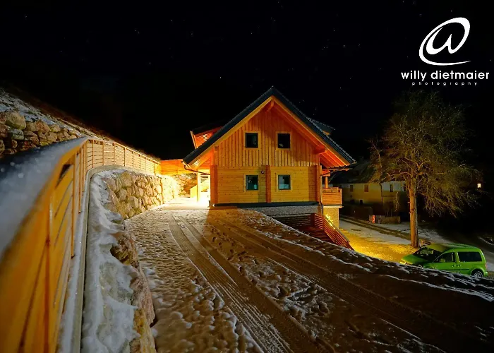 Wood 4 Jahreszeiten شقة