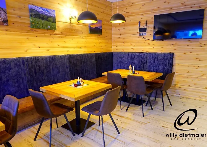 Wood 4 Jahreszeiten Apartment